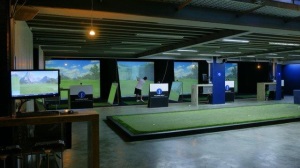 PGM全国可上门安装 室内高尔夫模拟器 3D逼真画面 全自动回球系统